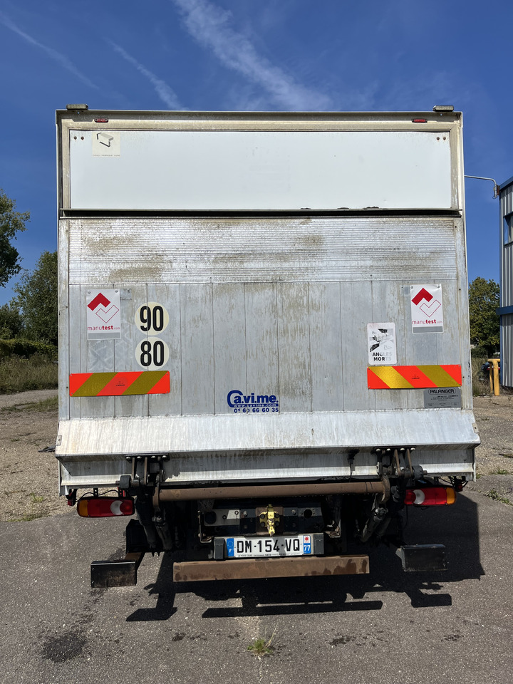Camion fourgon Iveco Eurocargo 100E22 caisse double cabine 7 places: photos 14 Camion fourgon Iveco Eurocargo 100E22 caisse double cabine 7 places: photos 14