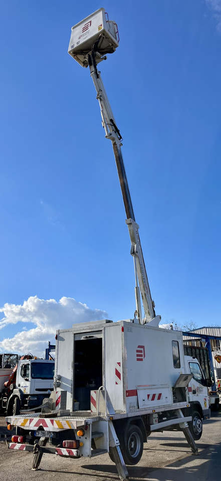 Mitsubishi Canter 7c15 — crédit-bail Mitsubishi Canter 7c15: photos 14