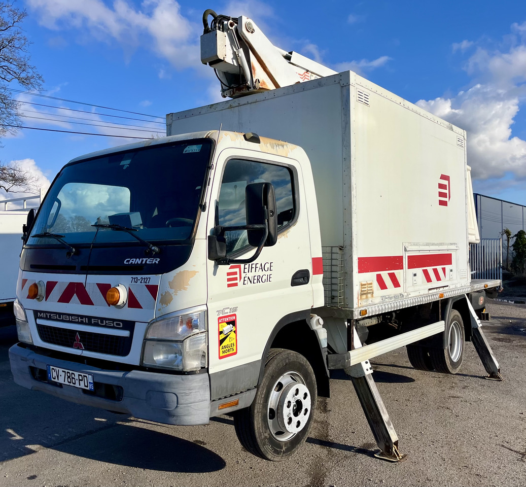 Mitsubishi Canter 7c15 — crédit-bail Mitsubishi Canter 7c15: photos 11