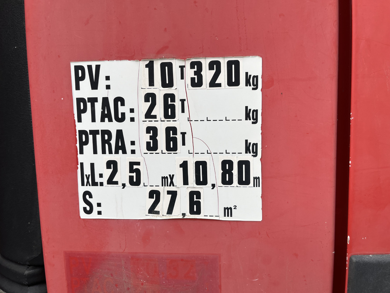 Camion à rideaux coulissants RENAULT Premium 320dci 6x2 plsc: photos 6 Camion à rideaux coulissants RENAULT Premium 320dci 6x2 plsc: photos 6