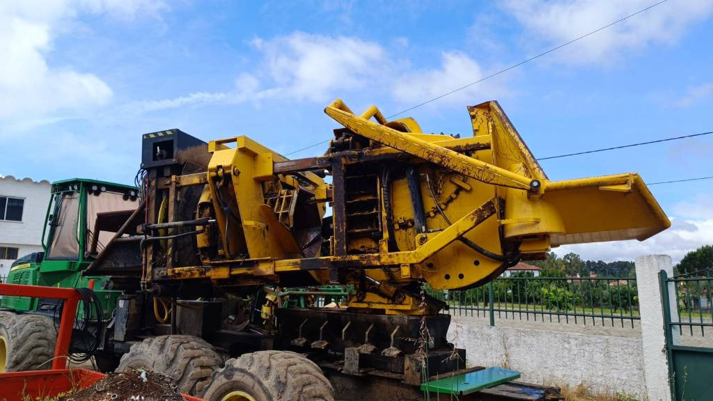 John Deere SB60 - Outil/ Équipement: photos 3 John Deere SB60 - Outil/ Équipement: photos 3
