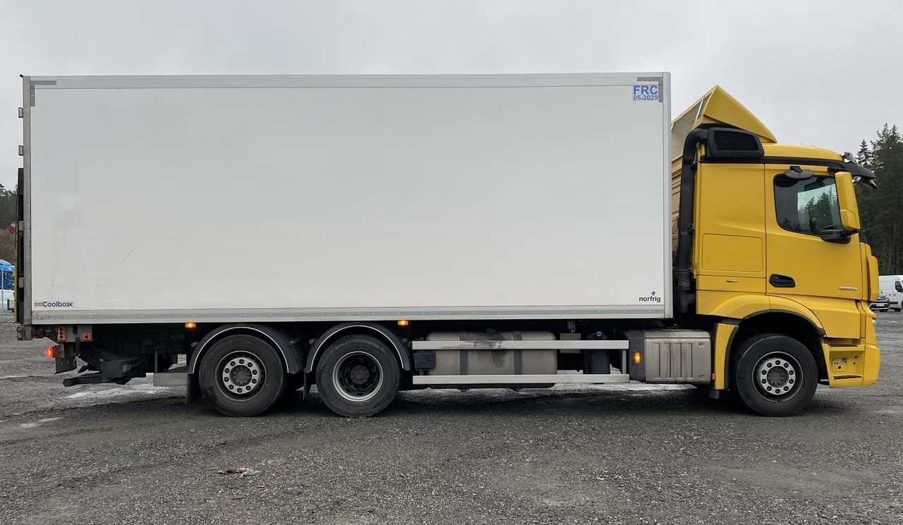 MERCEDES-BENZ Atego 2853 - Camion frigorifique: photos 2 MERCEDES-BENZ Atego 2853 - Camion frigorifique: photos 2