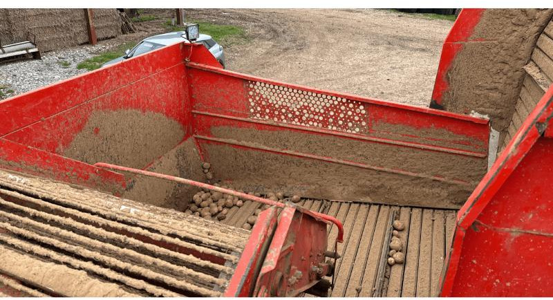 GRIMME DR1500 - Arracheuse de pommes de terre: photos 4 GRIMME DR1500 - Arracheuse de pommes de terre: photos 4
