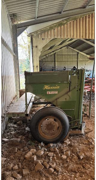 HASSIA 4 RANGS - Planteuse de pommes de terre: photos 4 HASSIA 4 RANGS - Planteuse de pommes de terre: photos 4