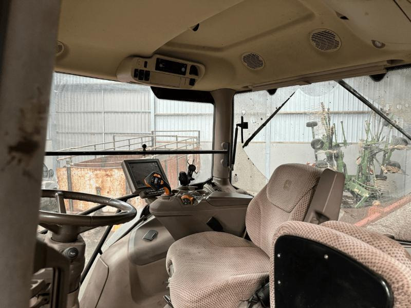 JOHN DEERE 6155R - Tracteur agricole: photos 5 JOHN DEERE 6155R - Tracteur agricole: photos 5