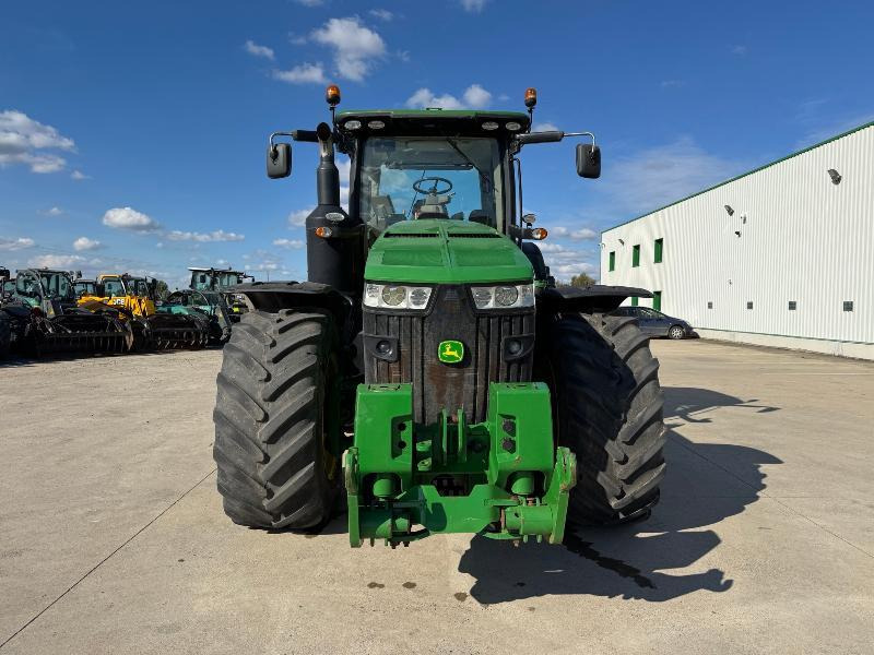 JOHN DEERE 8370R - Tracteur agricole: photos 3 JOHN DEERE 8370R - Tracteur agricole: photos 3