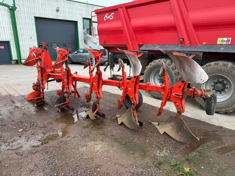 KUHN MULTIMASTER 122 - Charrue: photos 5 KUHN MULTIMASTER 122 - Charrue: photos 5