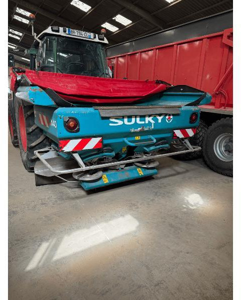 SULKY X40 - Distributeur d'engrais: photos 2 SULKY X40 - Distributeur d'engrais: photos 2