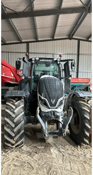 VALTRA T175 - Tracteur agricole: photos 2 VALTRA T175 - Tracteur agricole: photos 2
