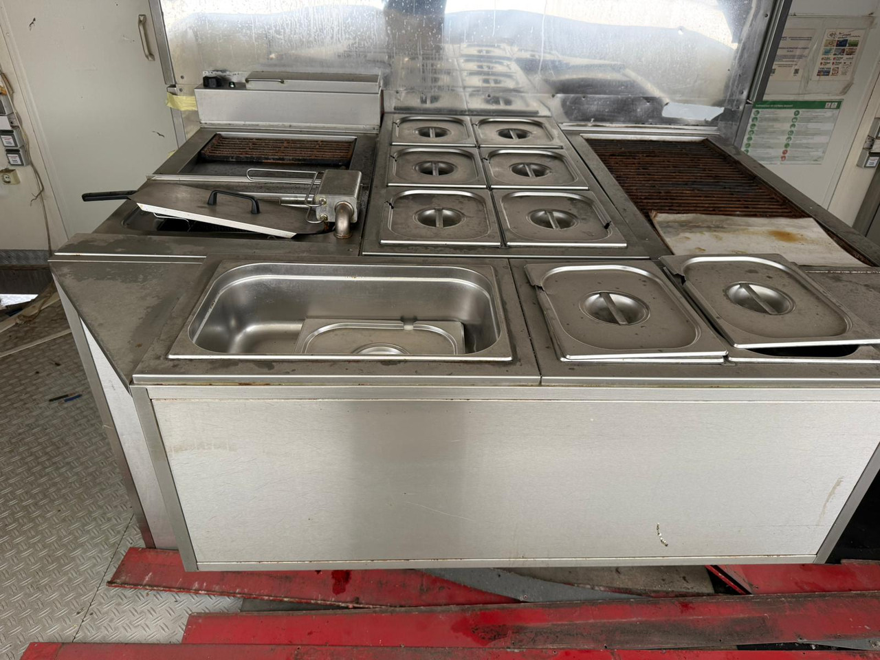 GRILL-IMBIS ROKA RK5 - Autre matériel: photos 4 GRILL-IMBIS ROKA RK5 - Autre matériel: photos 4