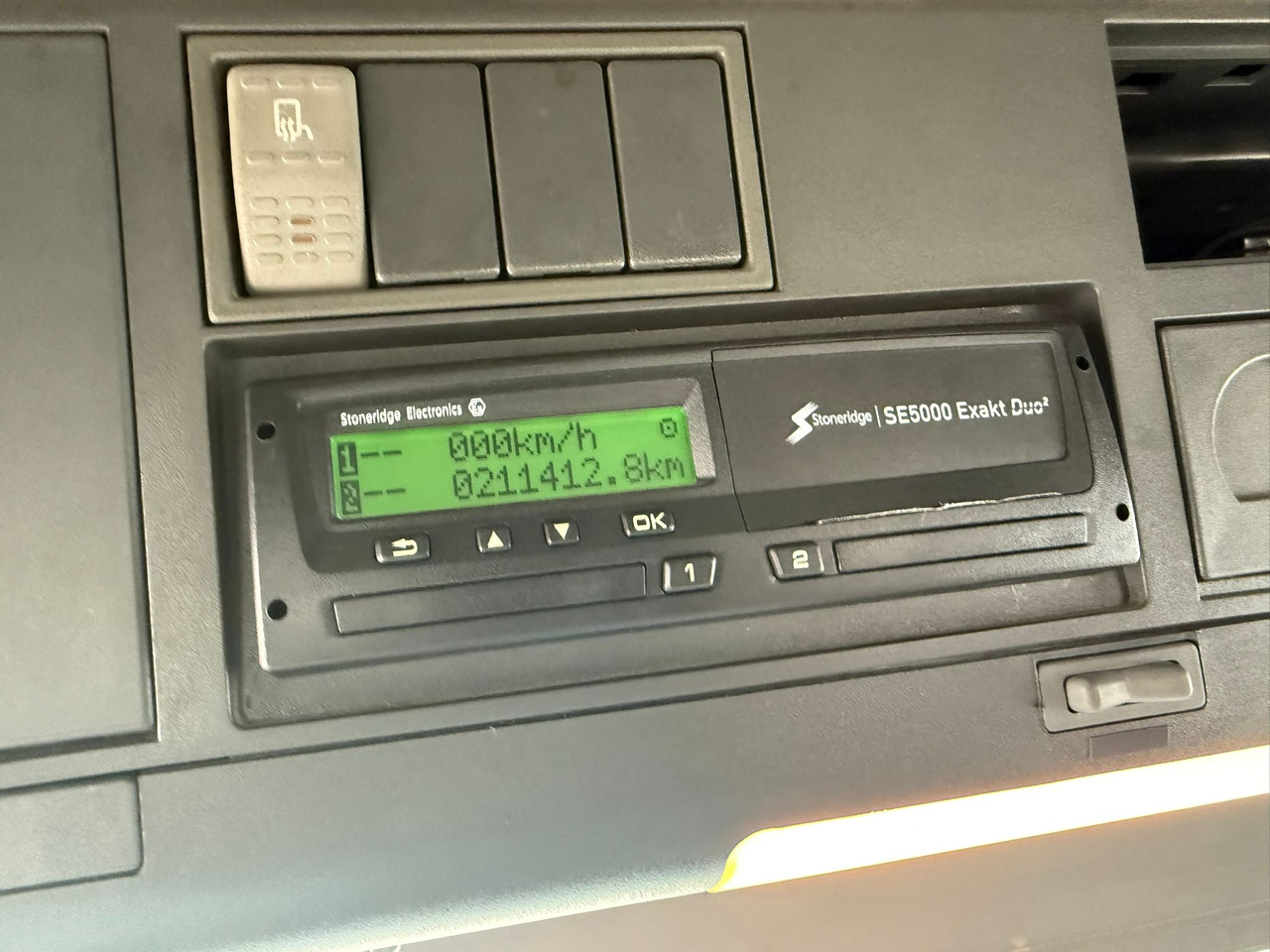 Camion benne IVECO EUROTRAKKER TIPPER: photos 7