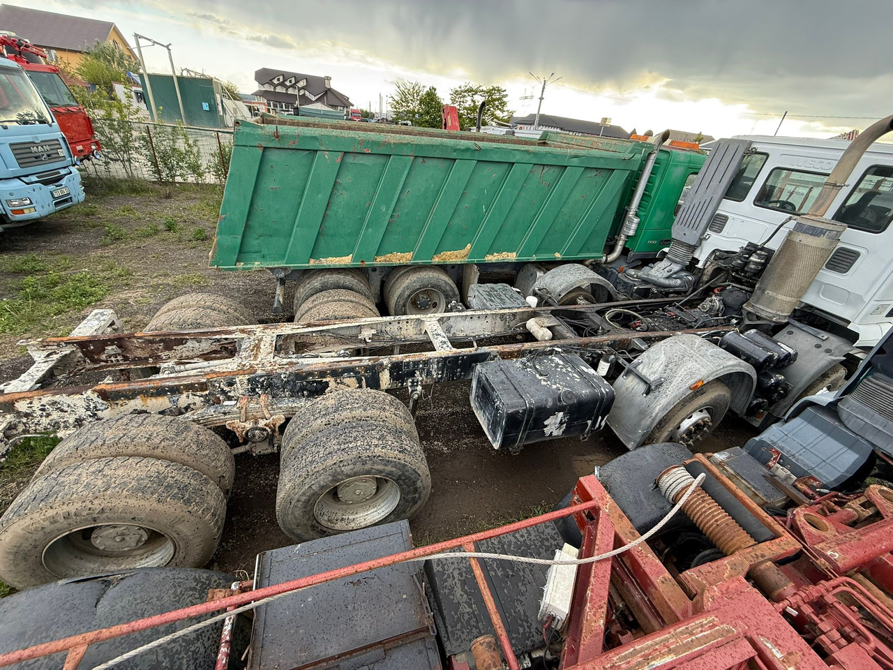 IVECO TRAKKER CHASSIS - Châssis cabine: photos 3 IVECO TRAKKER CHASSIS - Châssis cabine: photos 3