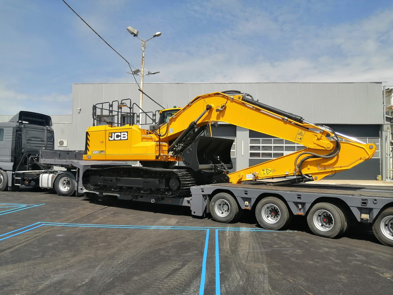 JCB 220X LC, AC, EXCAVATOR TOP !!! - Pelle sur chenille: photos 3 JCB 220X LC, AC, EXCAVATOR TOP !!! - Pelle sur chenille: photos 3