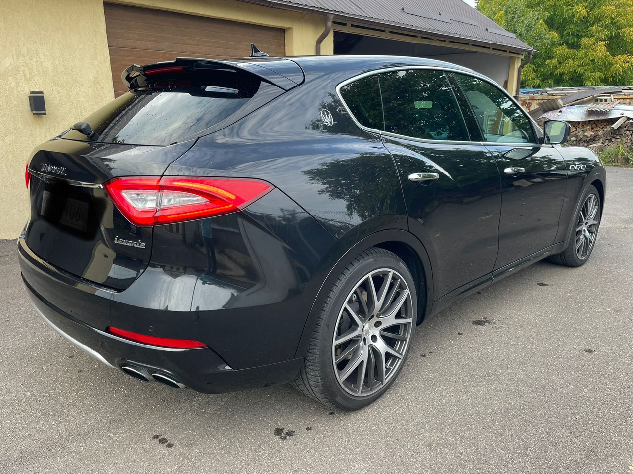 MASERATI LEVANTE 4X4 - SUV: photos 2 MASERATI LEVANTE 4X4 - SUV: photos 2