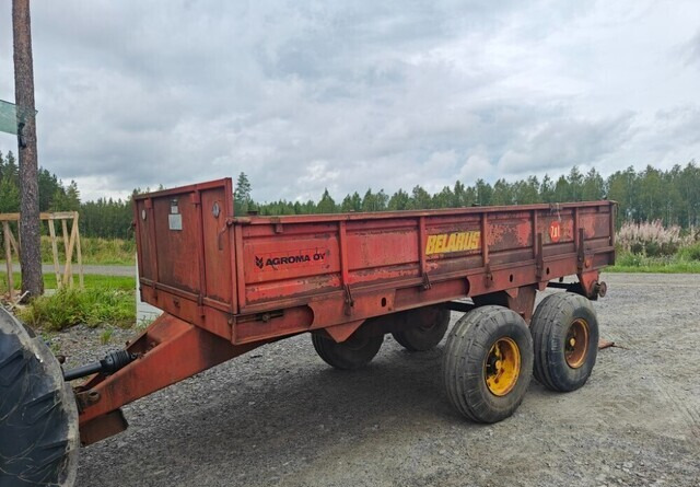 Belarus Kuivalannan levitysvaunu - VIDEO - Epandeur à fumier: photos 1 Belarus Kuivalannan levitysvaunu - VIDEO - Epandeur à fumier: photos 1