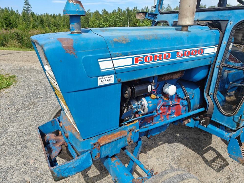 Tracteur agricole FORD 5000 traktori alkuperäiskuntoinen, Hara hytillä ja paljon hydrauliikkaa, katso video!: photos 6