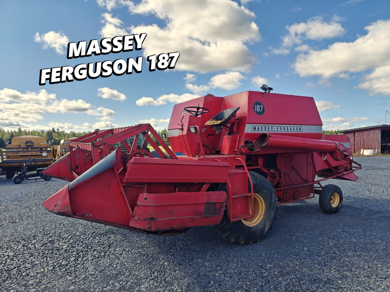 Massey Ferguson 187 Katso video! - Moissonneuse-batteuse: photos 1 Massey Ferguson 187 Katso video! - Moissonneuse-batteuse: photos 1