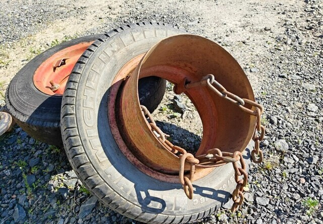 Paripyörät puimuriin 16 tuumaa - Roue complète pour Machine agricole: photos 3 Paripyörät puimuriin 16 tuumaa - Roue complète pour Machine agricole: photos 3