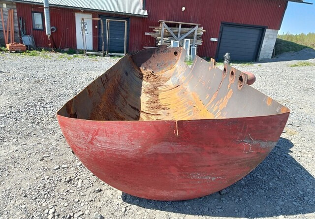 Risukaukaloiksi metsäkärryyn säiliön puolikas pituus 600cm - Pièces de rechange pour Matériel forestier: photos 5 Risukaukaloiksi metsäkärryyn säiliön puolikas pituus 600cm - Pièces de rechange pour Matériel forestier: photos 5