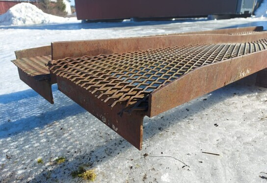 Rampit 2kpl - pituus 338 cm - Rampe de chargement: photos 2 Rampit 2kpl - pituus 338 cm - Rampe de chargement: photos 2