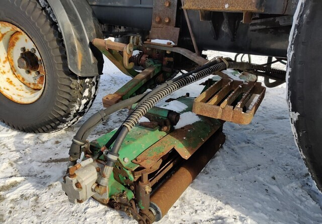 Ransomes kelaleikkuri 465cm hydraulinen, katso video - Broyeur à axe horizontal: photos 4 Ransomes kelaleikkuri 465cm hydraulinen, katso video - Broyeur à axe horizontal: photos 4