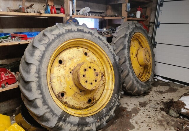Traktorin renkaat 13.6/12x38 vanteilla - Pneu pour Tracteur agricole: photos 3 Traktorin renkaat 13.6/12x38 vanteilla - Pneu pour Tracteur agricole: photos 3