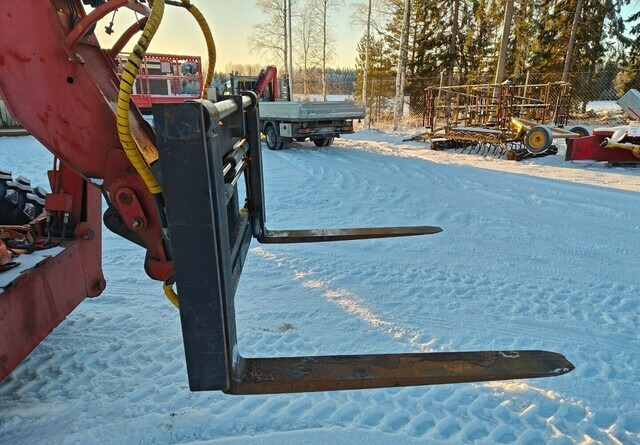 Trukkipiikit - hydraulinen sivusiirto ja levitys - VIDEO - Fourches: photos 4 Trukkipiikit - hydraulinen sivusiirto ja levitys - VIDEO - Fourches: photos 4