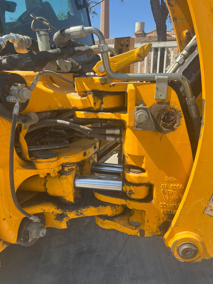 JCB 3 Cx - Tractopelle: photos 4 JCB 3 Cx - Tractopelle: photos 4