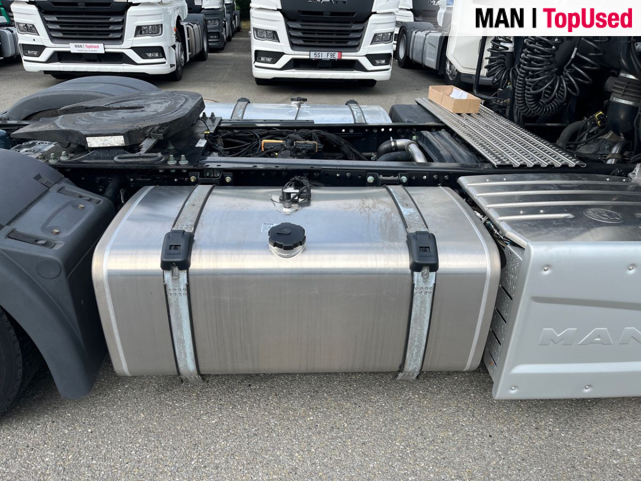 MAN TGX 18.470 4x2 LL SA Euro6 Retarder Klima ZV - Tracteur routier: photos 5 MAN TGX 18.470 4x2 LL SA Euro6 Retarder Klima ZV - Tracteur routier: photos 5