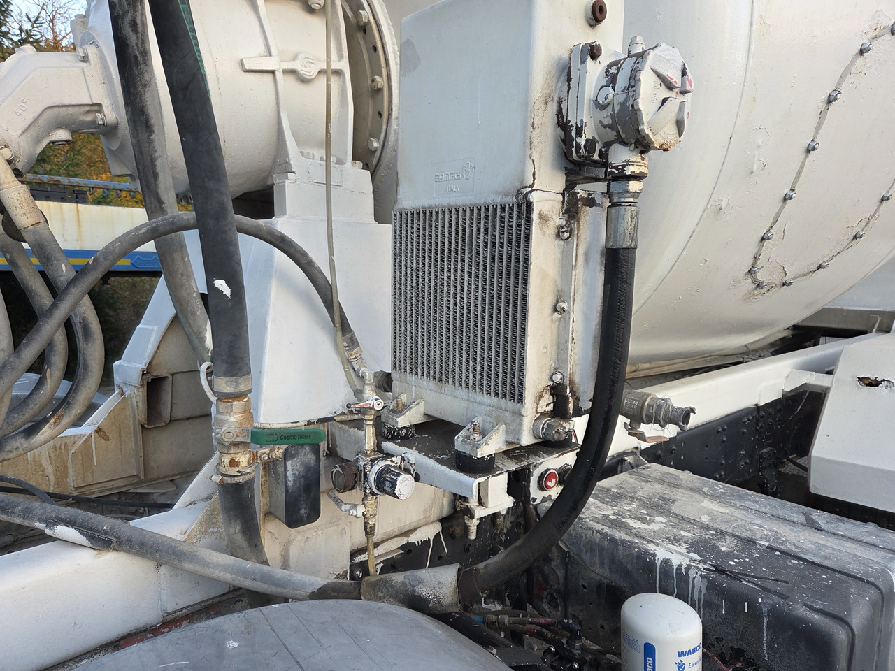 IVECO EURO TRAKKER MP340E35HB 8x4 MIX (chassis ) — crédit-bail IVECO EURO TRAKKER MP340E35HB 8x4 MIX (chassis ): photos 16 IVECO EURO TRAKKER MP340E35HB 8x4 MIX (chassis ) — crédit-bail IVECO EURO TRAKKER MP340E35HB 8x4 MIX (chassis ): photos 16