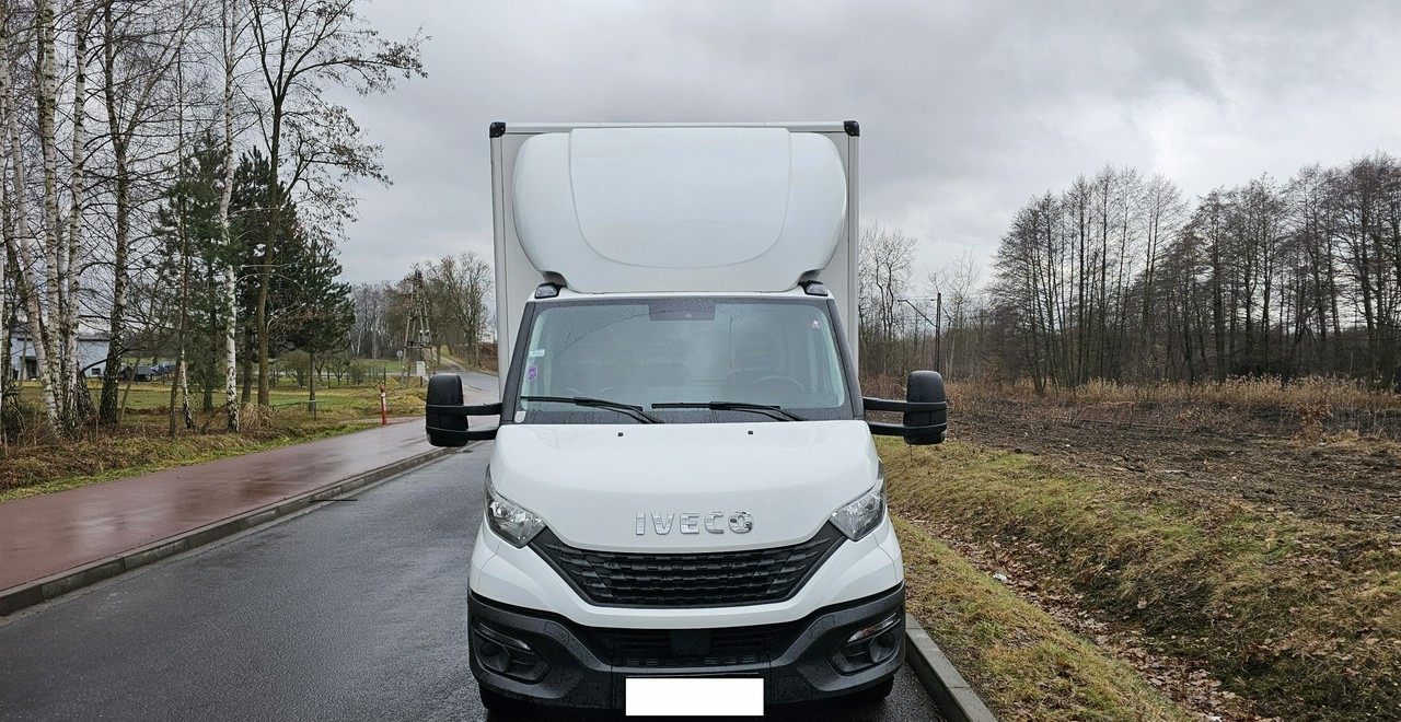 Iveco 35 Daily 35S14 - Fourgon grand volume: photos 2 Iveco 35 Daily 35S14 - Fourgon grand volume: photos 2