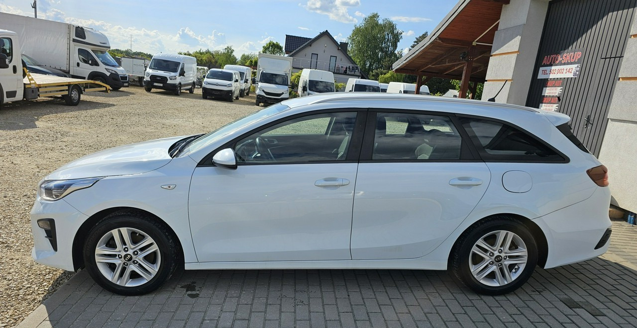 Kia Cee'd III gwarancja*serwis* zadbany - Voiture break: photos 4 Kia Cee'd III gwarancja*serwis* zadbany - Voiture break: photos 4