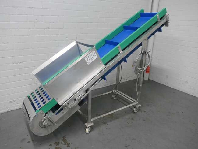 NN inclining conveyor - Convoyeur: photos 1 NN inclining conveyor - Convoyeur: photos 1