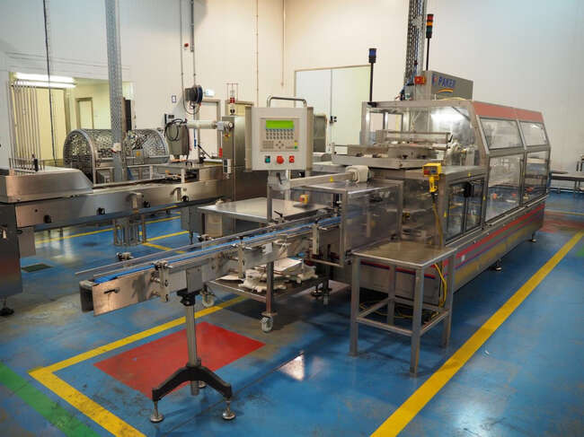 Paker sleeve machine Multipack RC11-80 U - Machine d'emballage et de conditionnement: photos 4 Paker sleeve machine Multipack RC11-80 U - Machine d'emballage et de conditionnement: photos 4