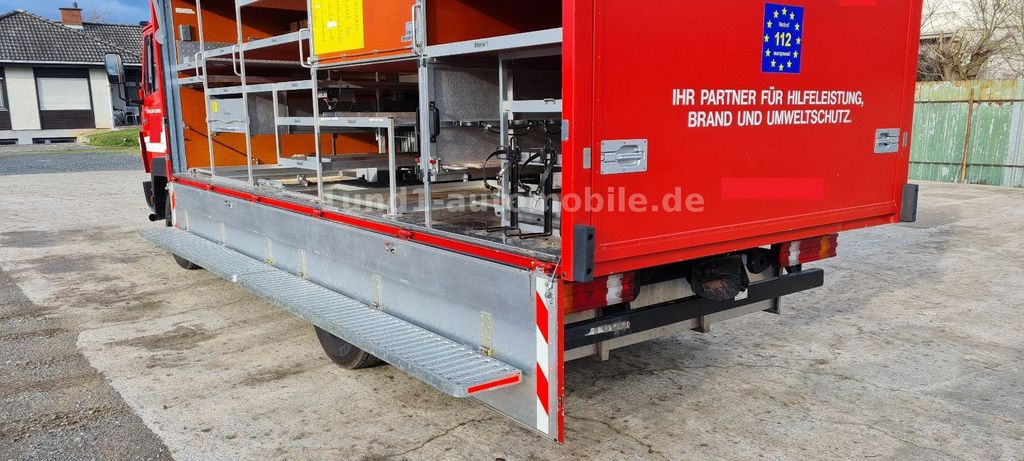 Mercedes-Benz 814 Feuerwehr GWG Edelstahl nur orig. 16.200km 814 Feuerwehr GWG Edelstahl nur orig. 16.200km - Camion de pompier: photos 3 Mercedes-Benz 814 Feuerwehr GWG Edelstahl nur orig. 16.200km 814 Feuerwehr GWG Edelstahl nur orig. 16.200km - Camion de pompier: photos 3