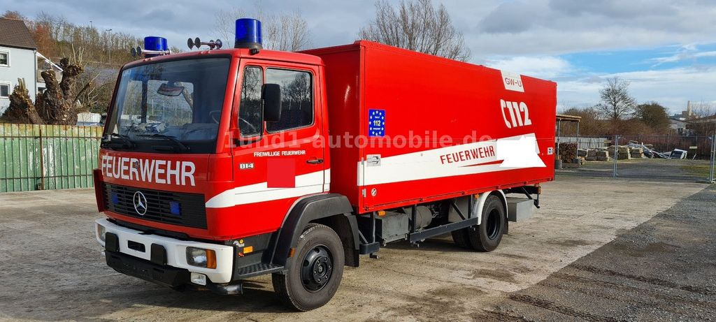 Mercedes-Benz 814 Feuerwehr GWG Edelstahl nur orig. 16.200km 814 Feuerwehr GWG Edelstahl nur orig. 16.200km - Camion de pompier: photos 2 Mercedes-Benz 814 Feuerwehr GWG Edelstahl nur orig. 16.200km 814 Feuerwehr GWG Edelstahl nur orig. 16.200km - Camion de pompier: photos 2