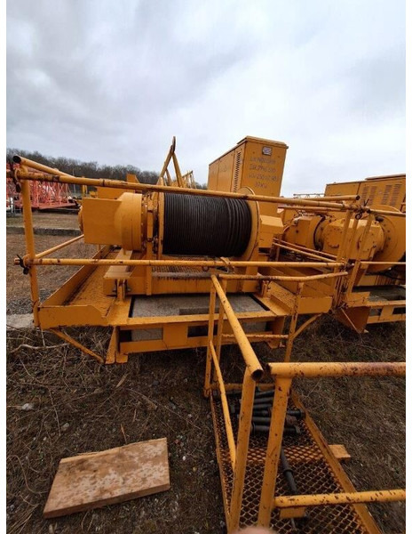 Liebherr 140EC-H6 45m jib - Grue à tour: photos 5 Liebherr 140EC-H6 45m jib - Grue à tour: photos 5