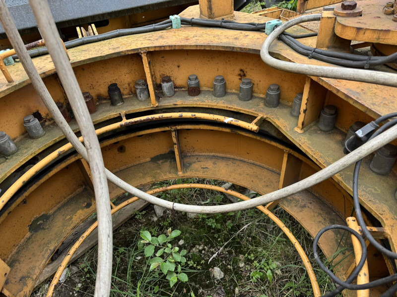 Grue à tour Liebherr 63LC: photos 6