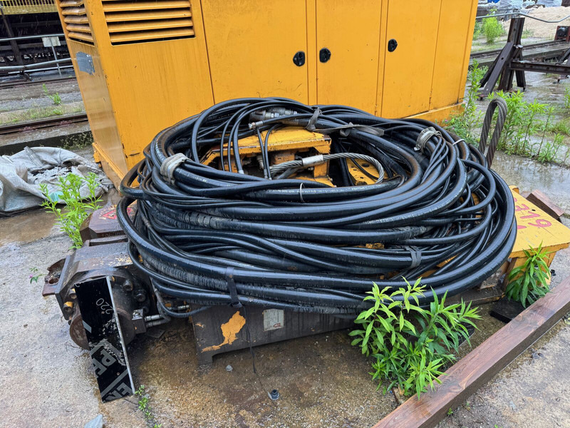 PVE 2319 VM - Foreuse pour Engins de chantier: photos 3 PVE 2319 VM - Foreuse pour Engins de chantier: photos 3