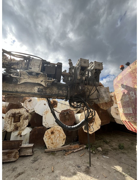 Soilmec SM21 - Mât de battage: photos 4 Soilmec SM21 - Mât de battage: photos 4