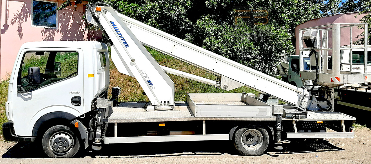 MULTITEL MT 182 DS - Camion avec nacelle: photos 4 MULTITEL MT 182 DS - Camion avec nacelle: photos 4