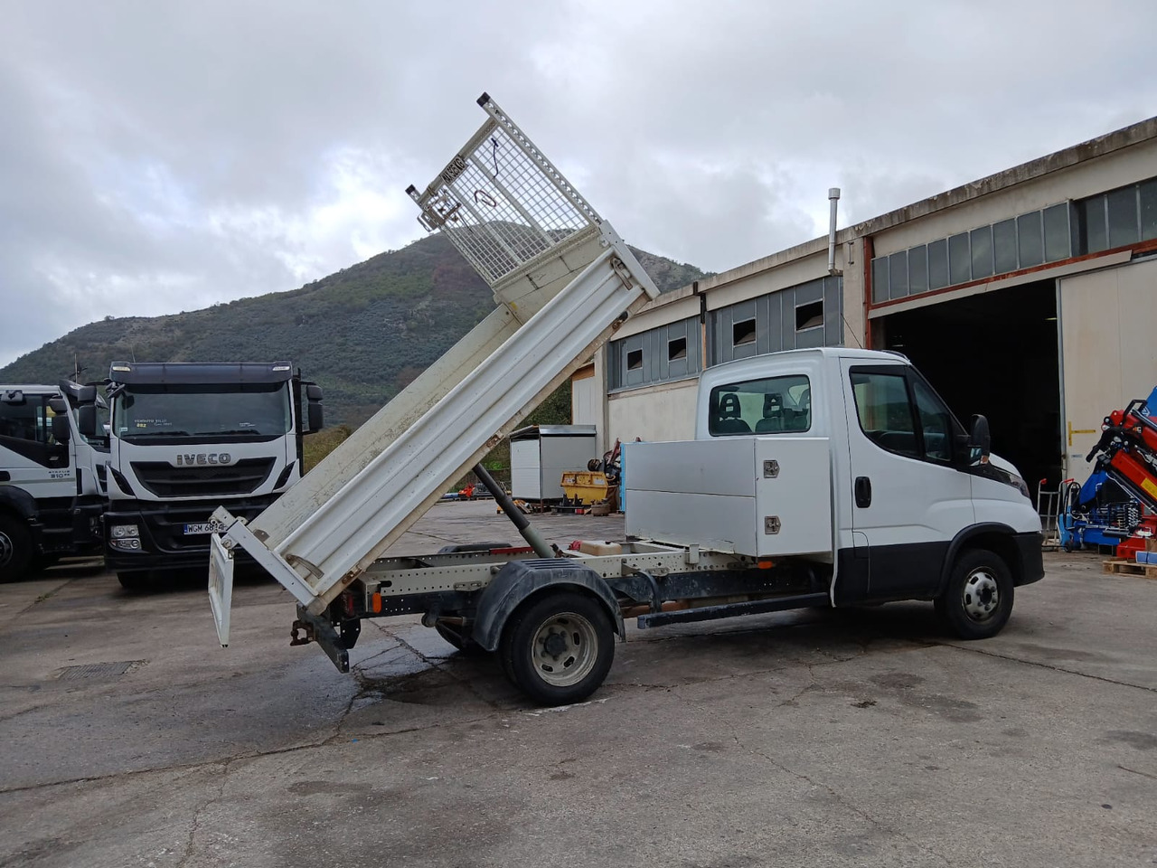 IVECO DAILY 35-120 — crédit-bail IVECO DAILY 35-120: photos 15