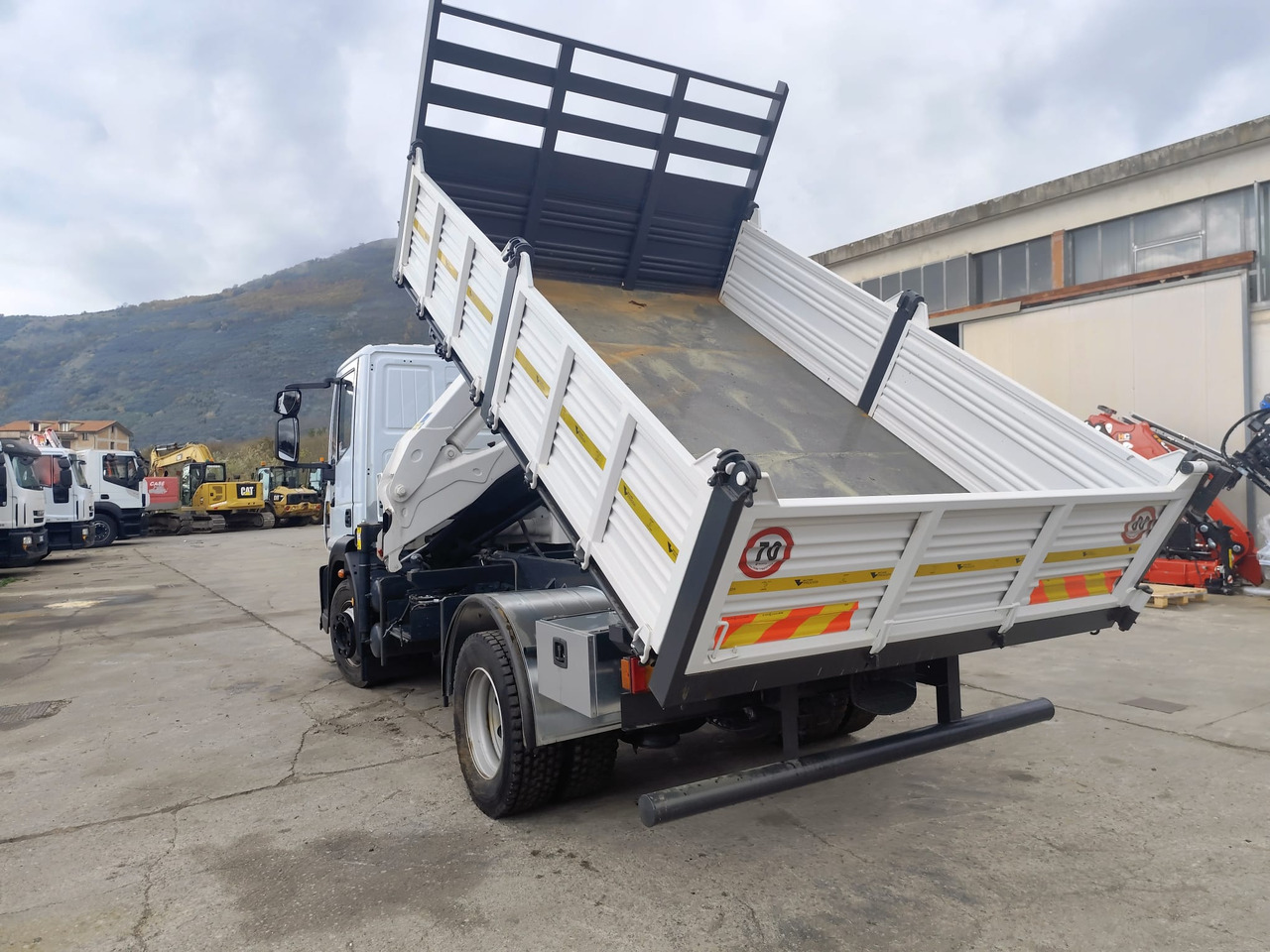 IVECO EUROCARGO 120E28P — crédit-bail IVECO EUROCARGO 120E28P: photos 39