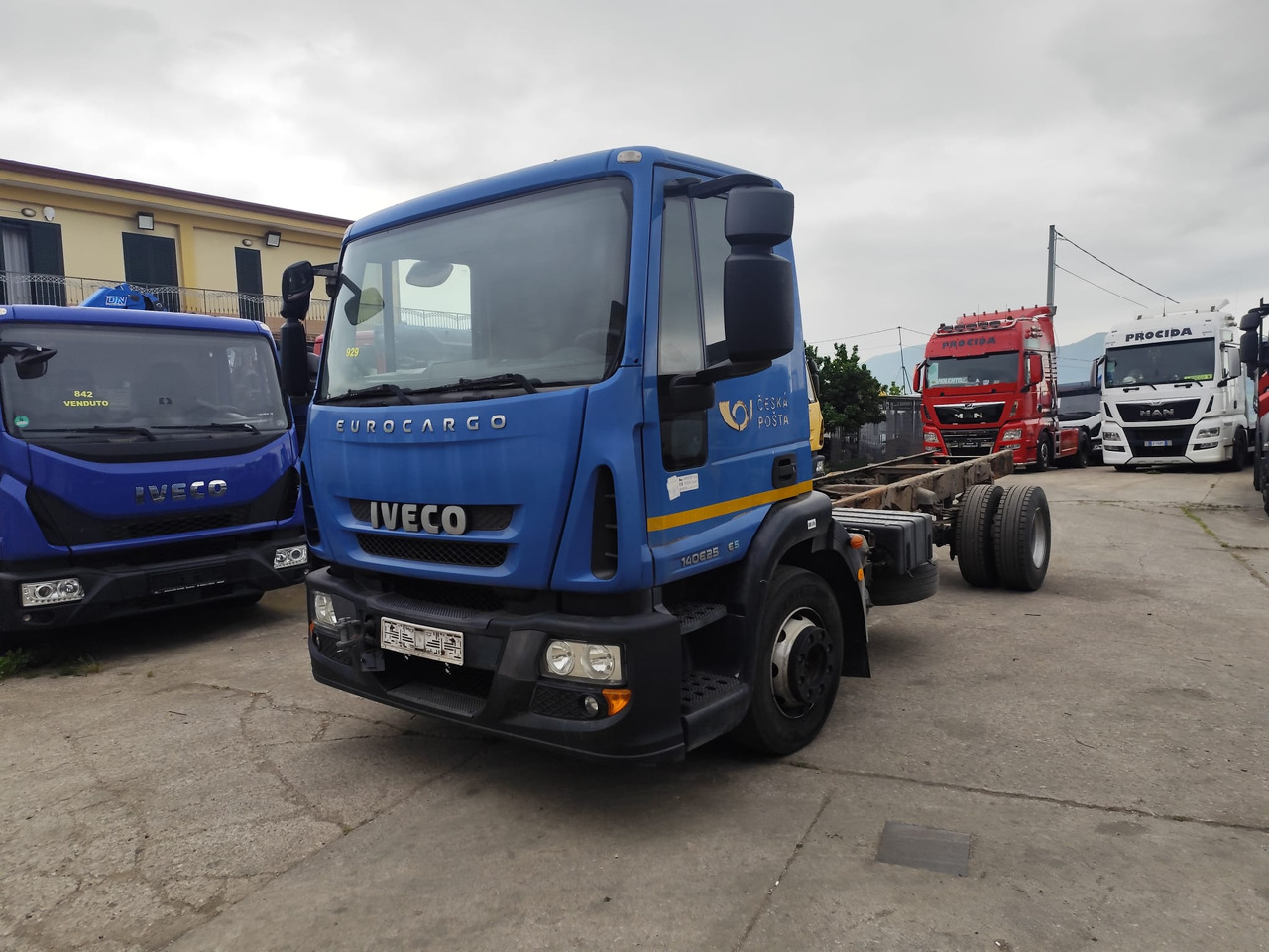 IVECO EUROCARGO 140E25 - Châssis cabine: photos 1 IVECO EUROCARGO 140E25 - Châssis cabine: photos 1