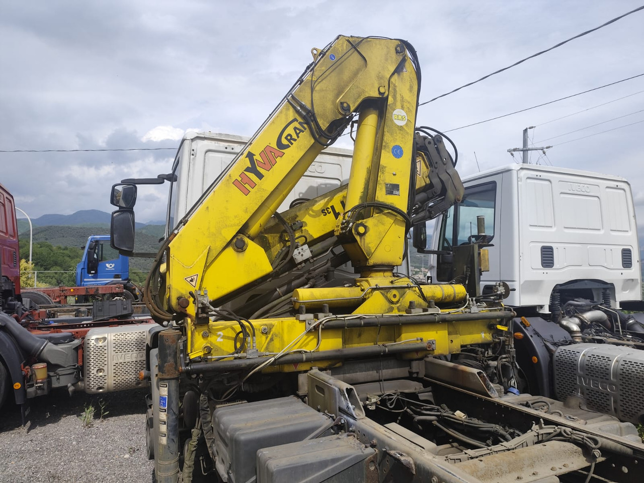 Camion grue IVECO EUROCARGO 160E25K: photos 12