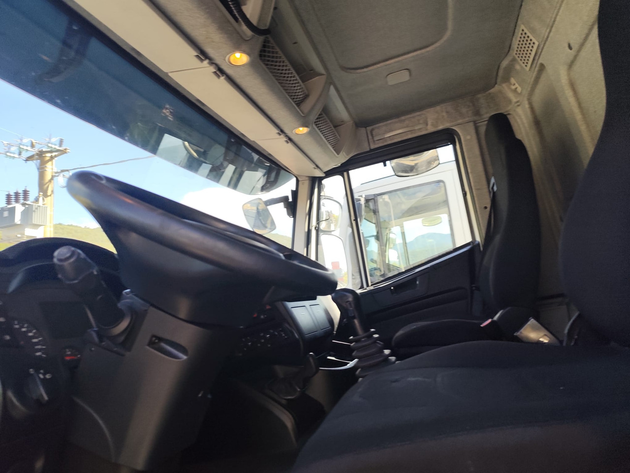 Châssis cabine IVECO STRALIS AD 260S31 XP: photos 9