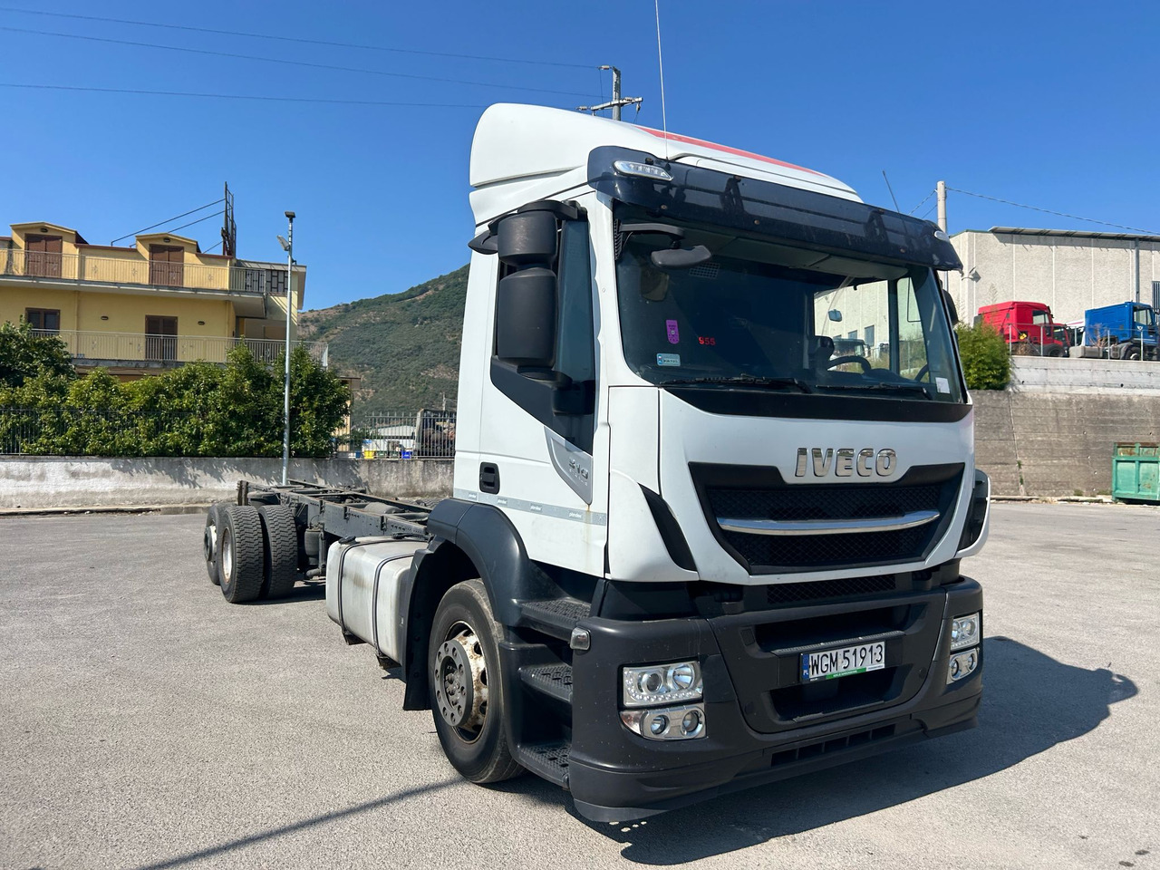 IVECO STRALIS AD 260S31 XP - Châssis cabine: photos 1 IVECO STRALIS AD 260S31 XP - Châssis cabine: photos 1