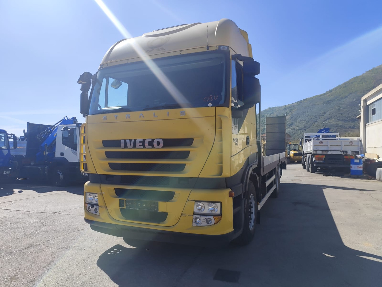 Camion plateau IVECO STRALIS CUBE AD260S42: photos 42