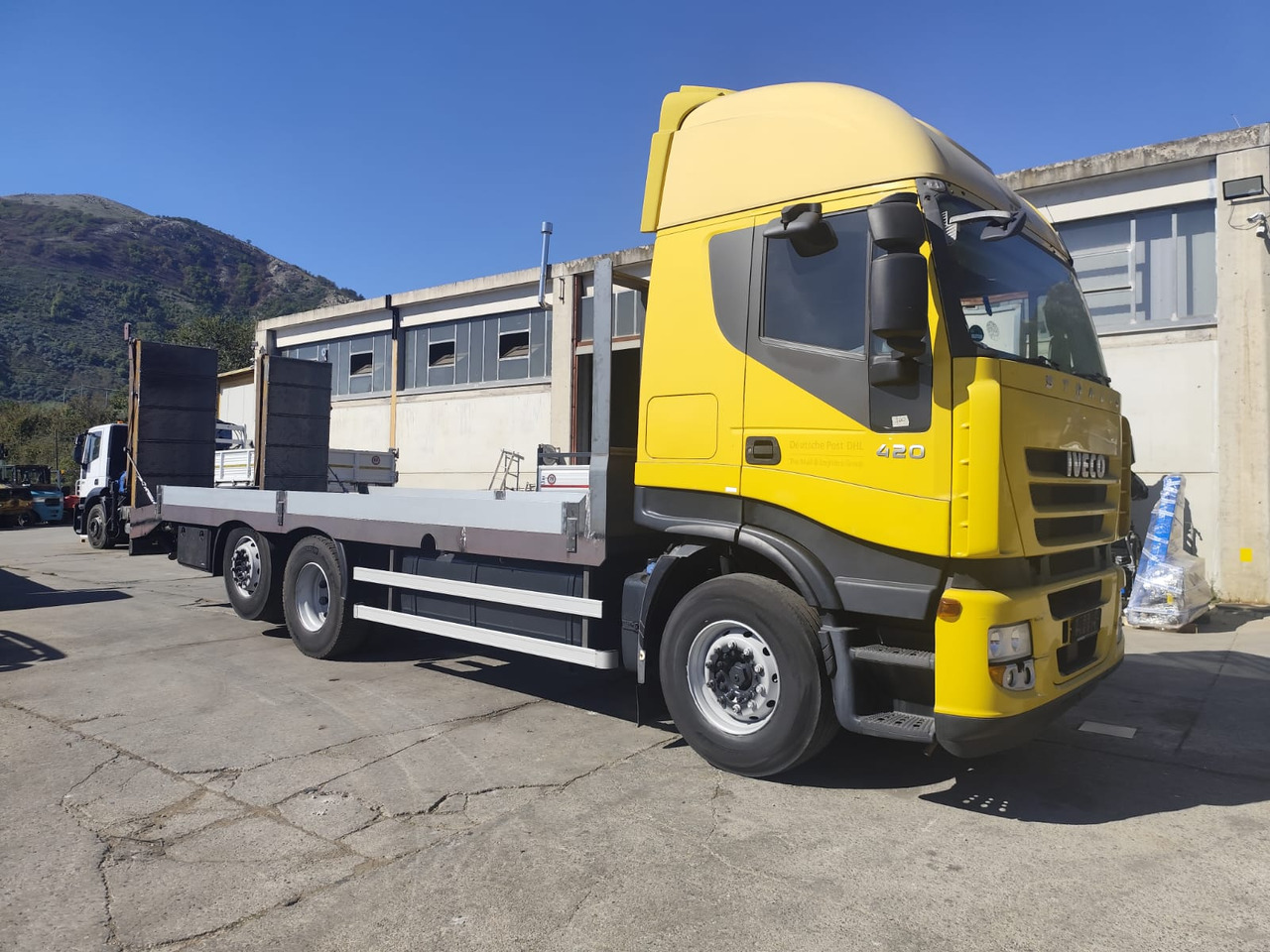 Camion plateau IVECO STRALIS CUBE AD260S42: photos 27