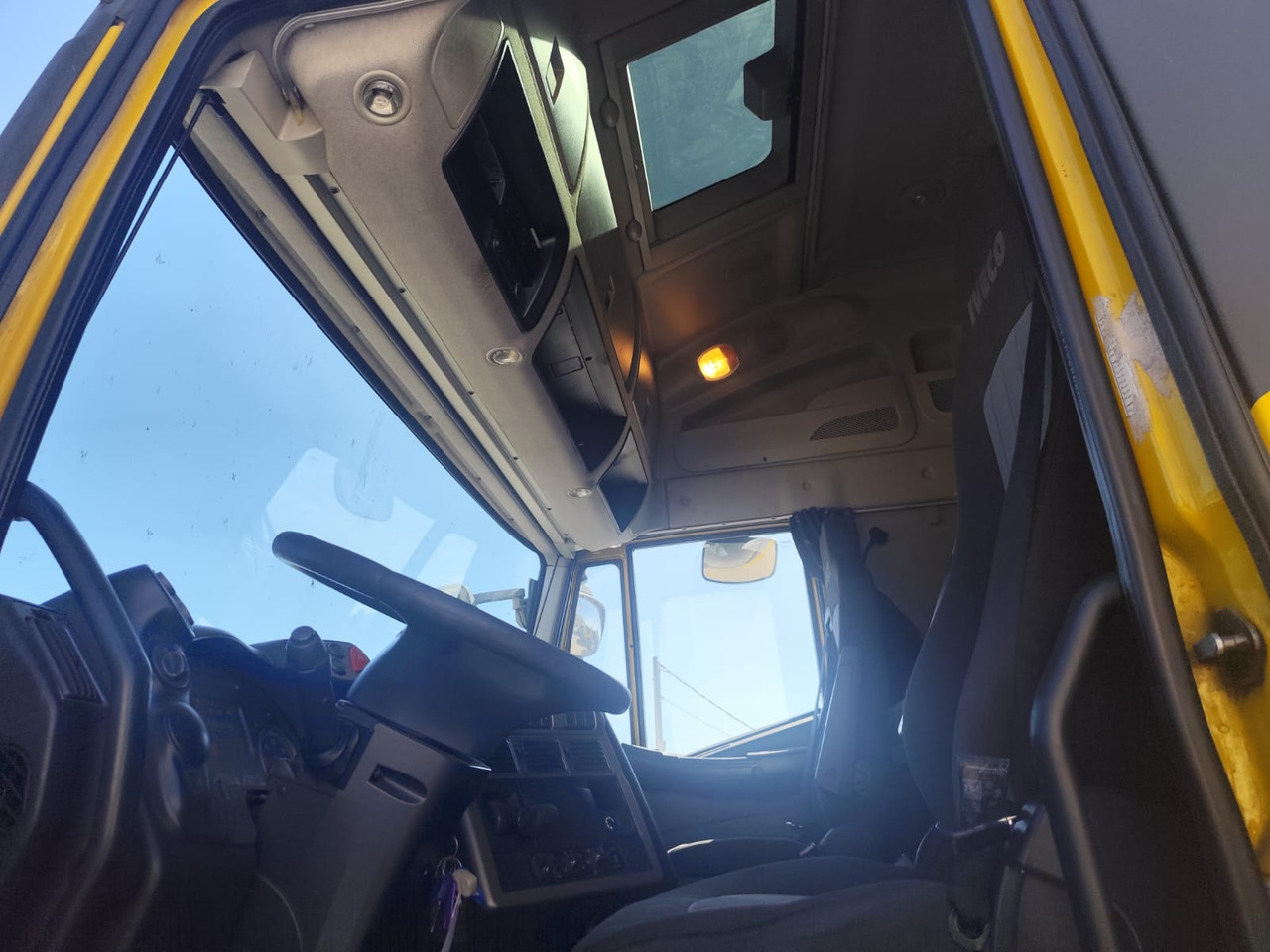 Camion plateau IVECO STRALIS CUBE AD260S42: photos 6